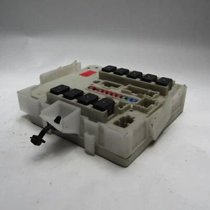 2007 - 2009 Nissan Armada Titan QX56 Fuse box Junction Power Block 284B6ZE00C - Picture 1 of 5