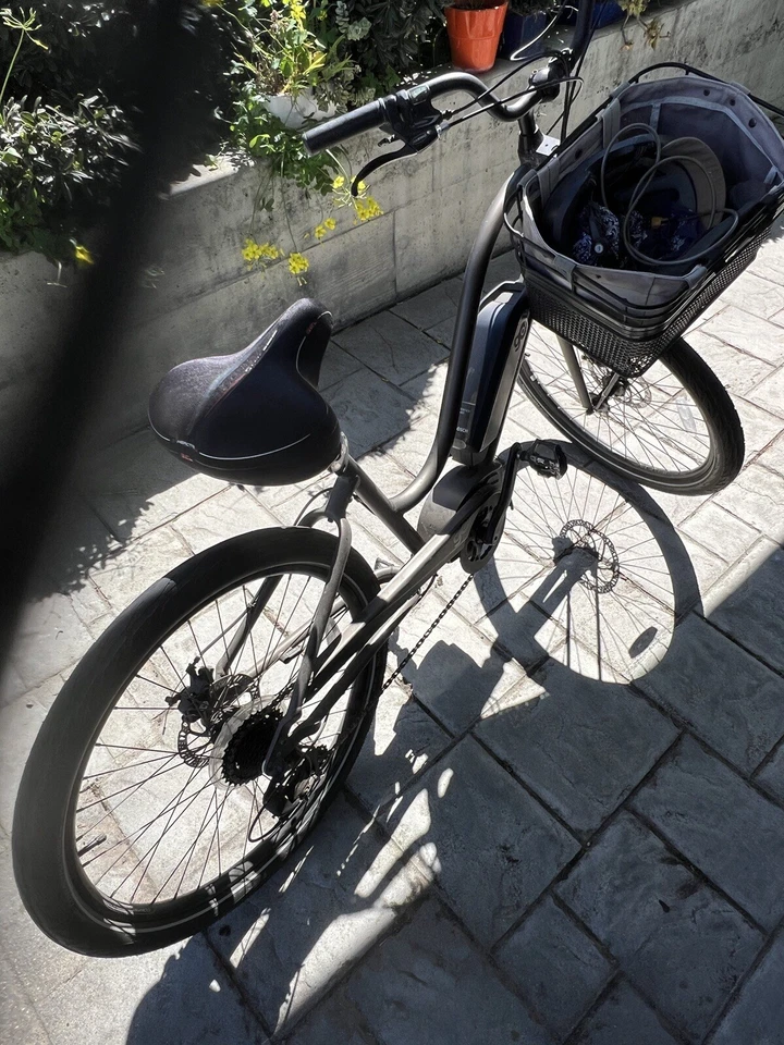Townie Electric Bicycle  - Image 1 of 1