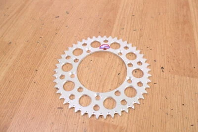 Piñón trasero RENTHAL KTM 60/65x/80mx 46T PT# 192U 420 46T Foto 1 de 4