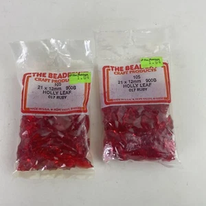 200 Small Plastic Transparent Red Ruby Holly Leaf Beads - Vintage - 7/8” x 1/2” - Picture 1 of 2