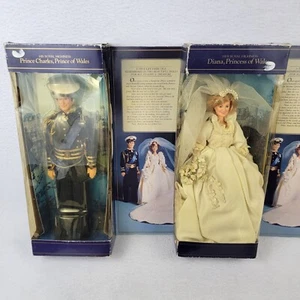 2er Set Vintage 1982 Prinz Charles und Prinzessin Diana von Wales 12 Zoll Hochzeitspuppen - Bild 1 von 16