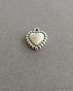 Corazón de plata de ley edición limitada con borde de cuentas encanto mide 13x13mm. - Imagen 1 de 2
