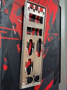 I/O Shield motherboard - Picture 1 of 2