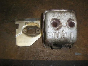 Husqvarna 435 Motorsäge Auspuff Schalldämpfer. Original OEM Teil. - Bild 1 von 1