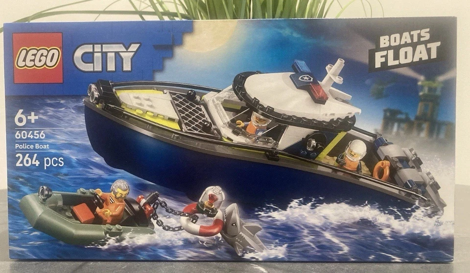 LEGO City 60456 Police Boat Chase Building Kit Brand New & Sealed in Box - Image 1 of 3