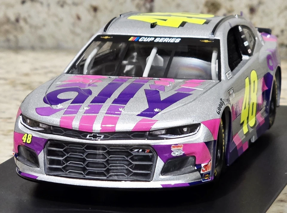 2020 #48 Jimmie Johnson Ally Camaro ZL1 凤凰决赛 1:24 压铸 Lionel ARC — 第 1/4 张图片