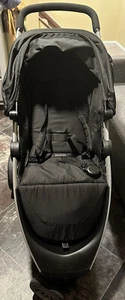 Britax B-lively Stroller in Black - Picture 1 of 5