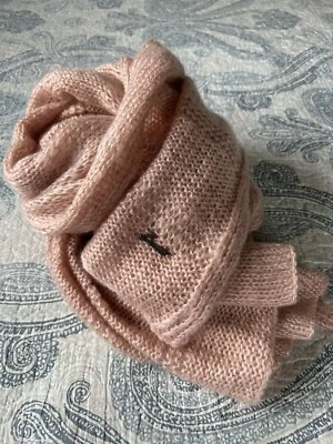 Envoltura de chal Barts rosa claro rosa pálido con hilo metálico dorado 90 X 30 Foto 1 de 4