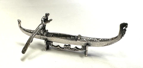 VINTAGE VENETIAN ITALIAN MINIATURE GONDOLA BOAT 800 SILVER Cover
