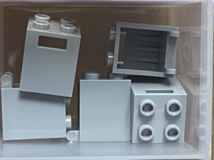 Piezas LEGO - Contenedor Gris Azulado Claro, Caja 2 x 2 - No 4345 - Cantidad 5 - Imagen 1 de 1