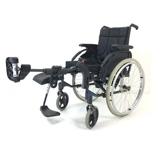 Invacare Action³ NG Rollstuhl Faltrollstuhl Sitzbreite 40 cm Fußstützen K5305 - Bild 1 von 11
