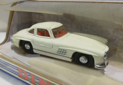 Dinky 1:43 1955 Mercedes Benz 300SL Gullwing - Изображение 1 из 4