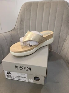Kenneth Cole Reaction Womens Blaire Logo Slides Thong Sandals Shoes Sz10 - Picture 1 of 6