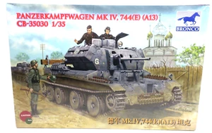 Bronco 1/35 Panzerkampfwagen Mk IV 744(E) (A13) Model Kit - Picture 1 of 4