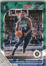 2019-20 Hoops Premium Stock Prizms Green Cracked Ice #21 Michael Kidd-Gilchrist