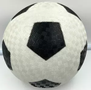 Mini balón de fútbol redondo Ugo para niños 22" - Imagen 1 de 1