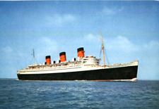 1950s postcard Cunard White Star liners RMS QUEEN MARY  on the high seas