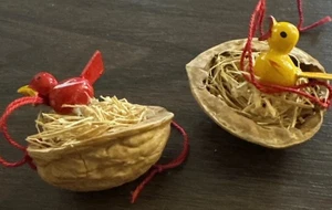 Vintage viktorianisches Motiv handgefertigt echte Nussbaum Muschel Weihnachtsschmuck Vögel - Bild 1 von 9