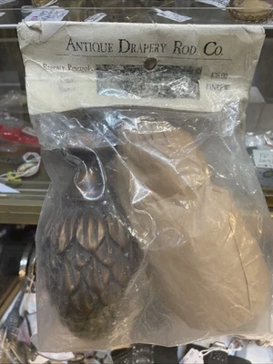 Antiguo Drapery Rod Co. Acabados 2 Piña Bronce Antiguo NUEVO SELLADO Hecho en EE. UU. Foto 1 de 4