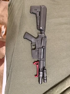 Airsoft Krytac m4, dye mask, H&K Glock 17 +more - Picture 1 of 11