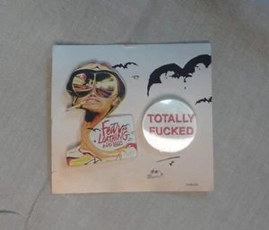 Fear & Loathing in Las Vegas buttons on original card from the movie (c)1998 - Picture 1 of 4