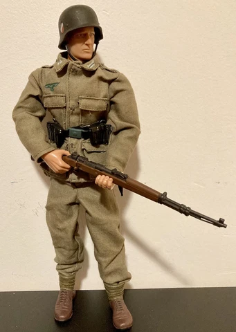 21st Century  Toys-Ultimate Soldier WWII German Army Soldier 1/6 Cover