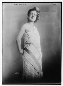 Mimi Aguglia,Italian actress,performers,women,dresses,portrait,Bain News Service - Picture 1 of 1