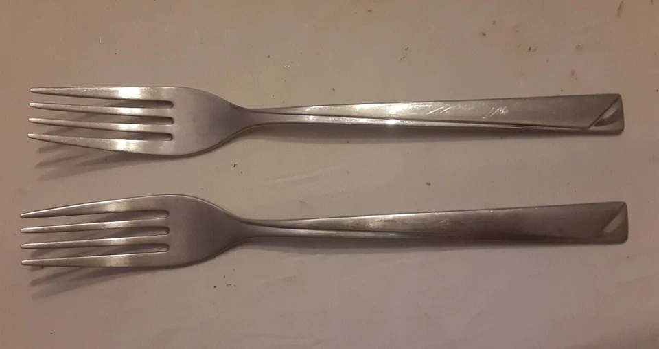 lote de 2 horquillas Tramontina 18/10 Brasil, buenas Foto 1 de 3