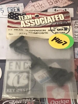 Team Associated 7341: T3 Rear Suspension Arm Mount Composure NewInPack USA Ship - Image 1 of 4