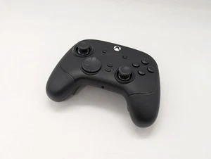 Razer Wolverine V3 Tournament controller USB wired black for Xbox B - Picture 1 of 15