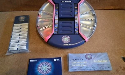 Who Wants To Be A Millionaire Electronic Game 2000- Hasbro Tiger Electronics  - Image 1 of 4