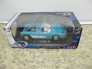 1957 Chevrolet Corvette Special Edition Car 1/18 Maisto NIB Collector Box - Picture 1 of 9