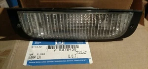 NOS OEM luz de señal lateral del conductor para 91-92 Buick Regal 5975435 GM2520137 - Imagen 1 de 1