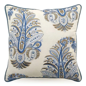 Cuscino arredo in tessuto Travers Balboa Paisley ricamo blu ocra su fondo bianco - Picture 1 of 6