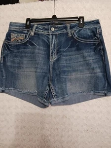 CATO Premium Classic Denim Womans Shorts Sz 18W NWT - Picture 1 of 5
