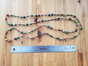 Collana di perle in carta riciclata 64" africana multicolore Uganda fatta a mano BoHo - Foto 1 di 4