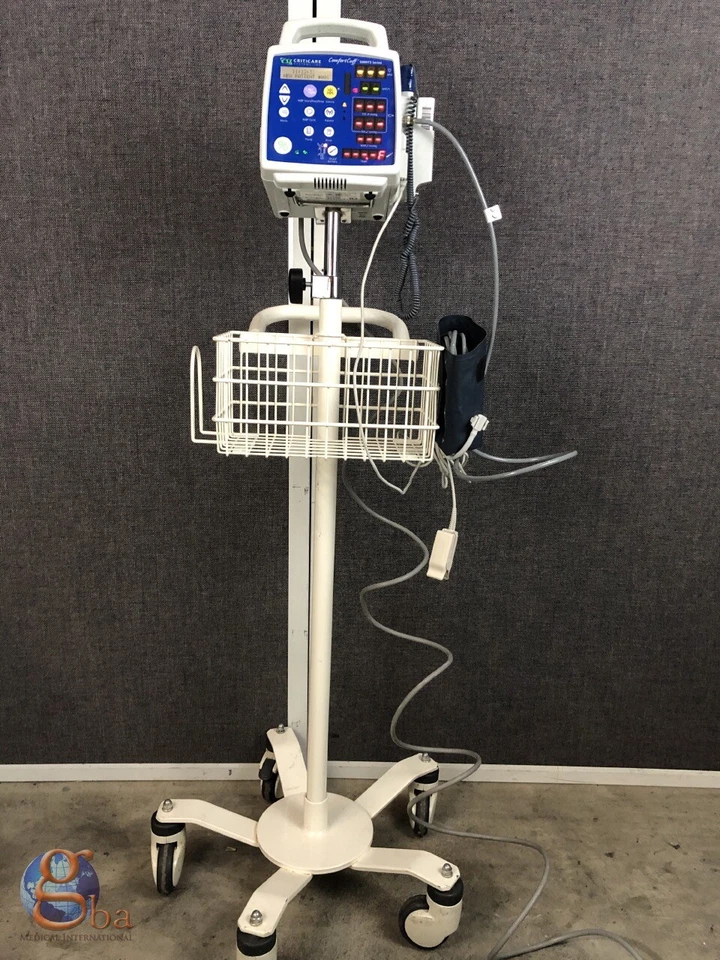 CSI Criticare 506NT3 Spo2, ComfortCuff Nuevo en Caja, Turbo Temp *Batería NUEVA Foto 1 de 4