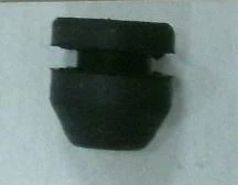 GENUINE BRAND NEW KIA RIO CERATO 2004-2008 BUMPER-FUEL FILLER DOOR OVERSLAM - Image 1 of 3