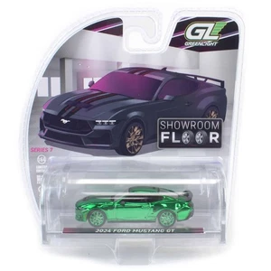 GREEN CHROME CHASE 1/64 2024 Mustang GT Showroom Floor 7 68070-B - Picture 1 of 3