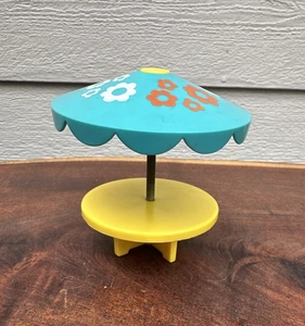 Tavolo ombrellone da biliardo vintage Fisher Price Little People blu e giallo - Foto 1 di 7