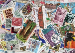Australia 275 used QE11 stamps with some duplication but good range of issues - Picture 1 of 1
