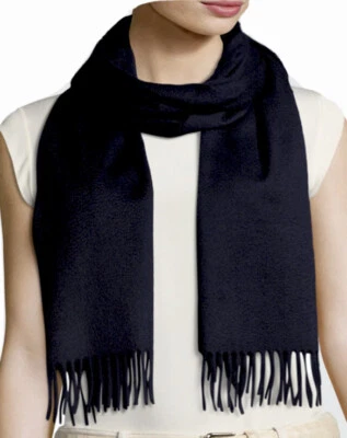 Exclusiva bufanda Italia con flecos de viscosa pura en azul marino chal envolvente con flecos Foto 1 de 4