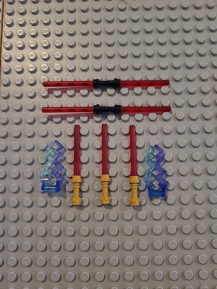 Lego Star Wars Waffen Laserschwerter Blitze Waffensammlung Sith 7 Waffen *NEU* - Bild 1 von 1