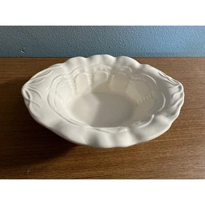 Rhine Pottery Serving Bowl White 82 Rutledge MN EUC - Picture 1 of 3