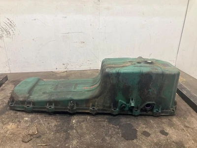 Panela de óleo do motor Volvo D13 2006-2026 - Usado | P/N 21368390 - Imagem 1 de 4