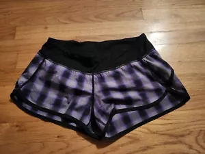 Lululemon Shorts Women 's Sz 6 Purple & Gray Plaid Built in Brief EXC Cond - Picture 1 of 4
