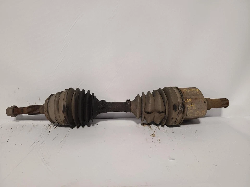 Eje de transmisión delantero izquierdo usado se adapta a: Pontiac Grand am 1988 eje delantero MT 4-138 Foto 1 de 4