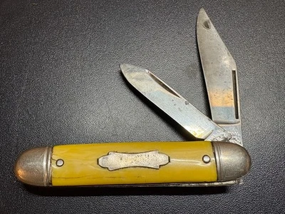 Vintage  COLONIAL PROV. R.I. USA 2 Blade Pocket Knife Small - Image 1 of 4