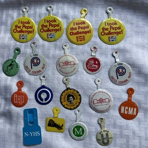 Lot Of Vintage I Took The Pepsi Challenge! Fold Over Pinback Buttons & Others - Picture 1 of 24