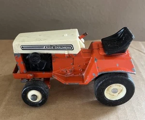 VINTAGE ERTL ALLIS-CHALMERS 1:16 SCALE LAWN GARDEN TRACTOR ORANGE CREAM - Picture 1 of 6